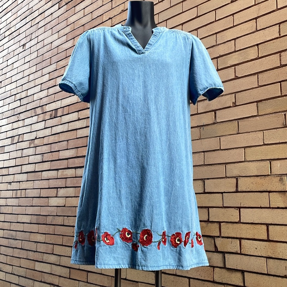 Vintage National rose poppy embroidered light denim smocked dress Size 1X
